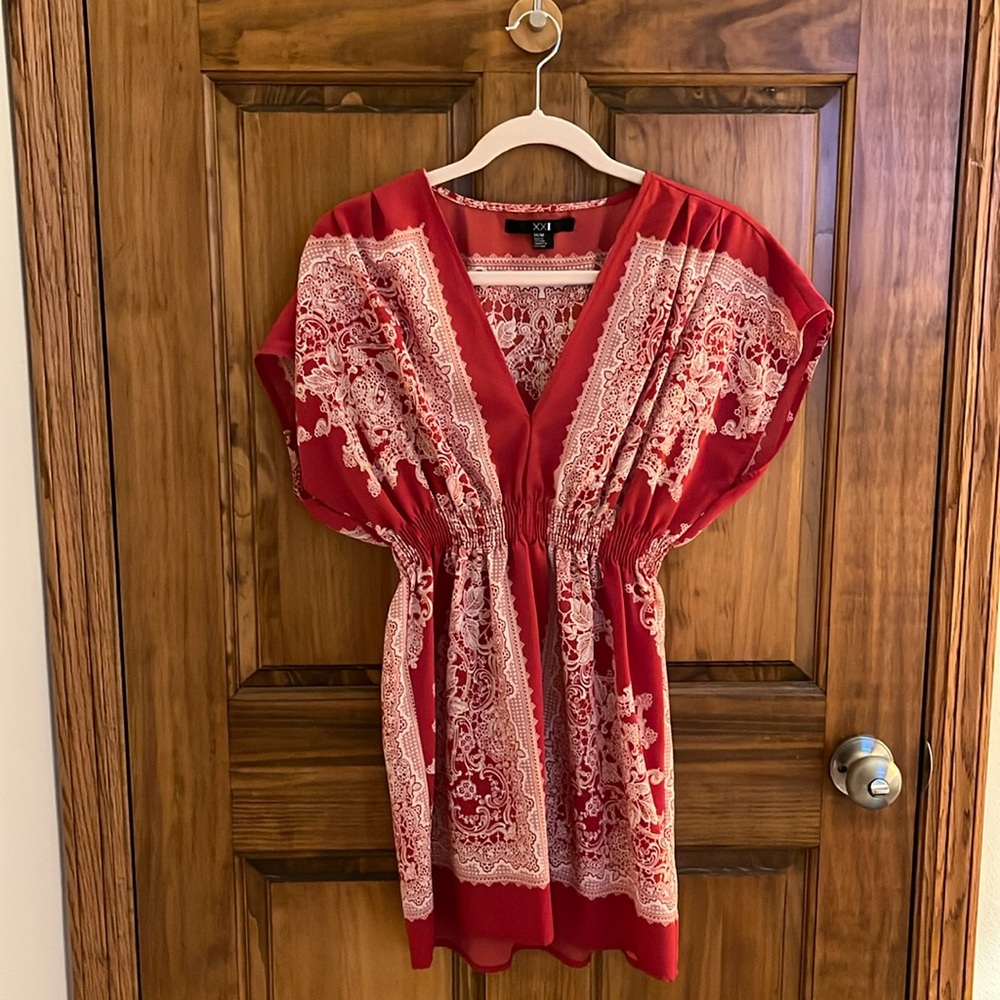 Forever 21 Red Dress size medium
